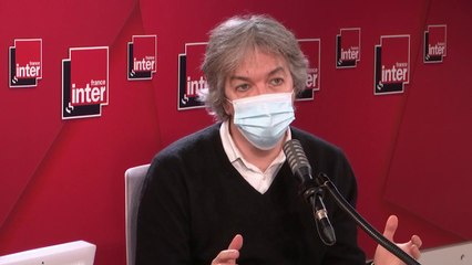 "On savait dès le départ que malheureusement on ne pourrait pas avoir de doses pour vacciner l’ensemble de la planète" (Pr Jean-Daniel Lelièvre)