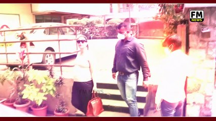 Kareena Kapoor Khan looks stylish Spotted at Bandra