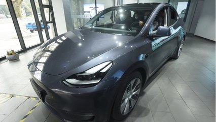 Tesla Delivers First Shanghai-Made Model Y Crossovers