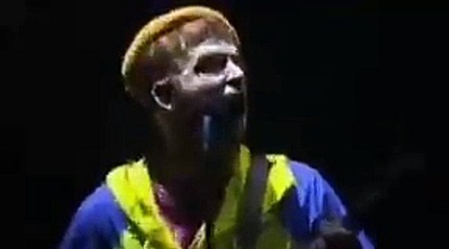 Gökhan Özoğuz, DHKP-C'lilerin kullandığı şarkıyla militanlara selam çaktı