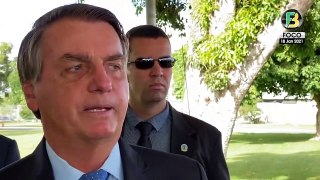 A vacina é do Brasil, não é de nenhum governador, diz Bolsonaro sobre Doria