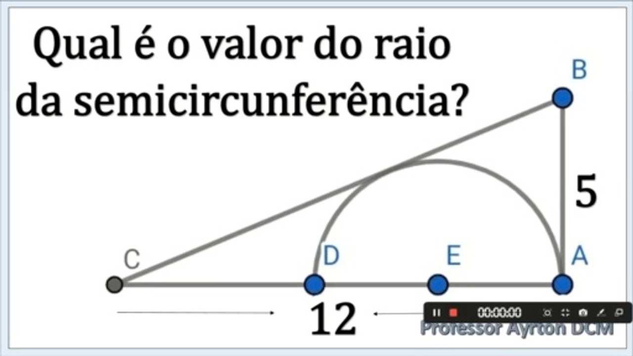 Qual é o valor do raio da semicircunferência?