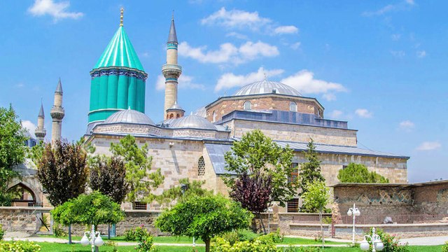 Moulana Jalal-ud-din Rumi (R.A) - Manqibat - Ik se ik barh karr hain islaf-e-Kohn