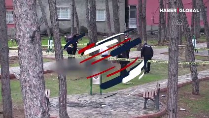 Çocuk parkında korkunç olay! Spor yapanlar buldu