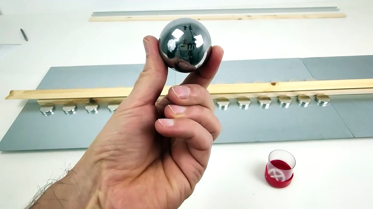 Homemade Railgun _ Magnetic Games