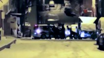 - Arnavutköy'de kartopu oynayanlar vatandaş mahallede kalan polis aracını böyle kurtardı
