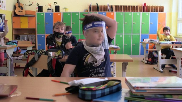 Polonia e Russia riaprono le elementari, in Italia si torna alle superiori in altre quattro regioni