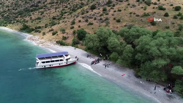 Van Gölü'nün cennet koyları 'doğal sit-nitelikli doğal koruma alanı' olarak tescillendi