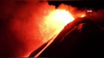 - İtalya'daki Etna Yanardağı lav püskürttü