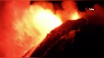 Sicilya Adasında Bulunan Etna Yanardağı Patladı