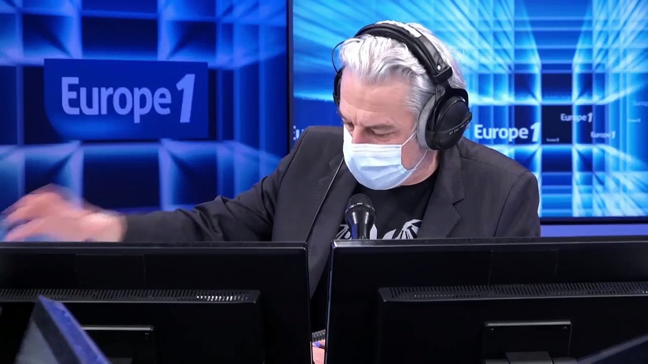 "Michaël Youn : "60.000 personnes sont mortes, je ne vais pas me plaindre pour mon film"