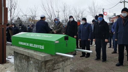 Milli Futbolcu Babasını Son Yolculuğuna Uğurladı