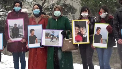 Kaza kameraya yansımıştı... Motosikletlinin ölümüne yol açtığı 17 yaşındaki bisiklet sürücüsünün ailesi 'adalet' istiyor