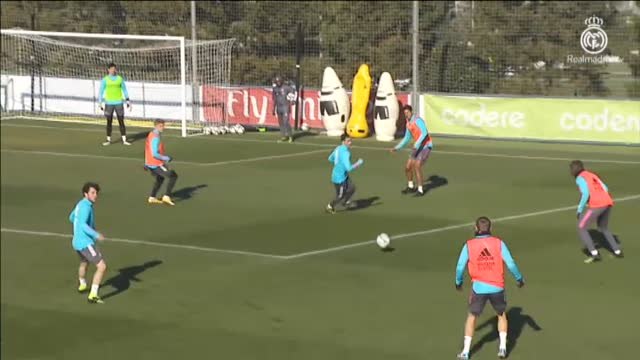 Último entrenamiento antes del debut en Copa