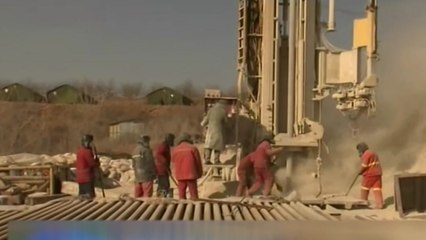 매몰 광부와 8일 만에 통화 성공...기적의 생환 가능성 커져 / YTN