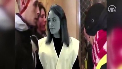 Macron'un "İslam karşıtlığına" Fransızca "Taleal Bedru" ilahisiyle anlamlı tepki