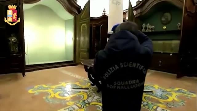 La policía italiana devuelve un cuadro de Da Vinci robado en el 2019 a una Basílica de Nápoles