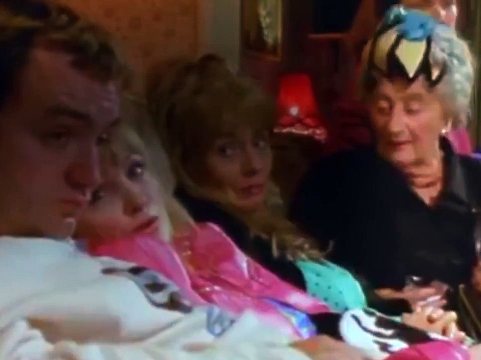 The Royle Family - S 03 E 04 - Elsie's Funeral