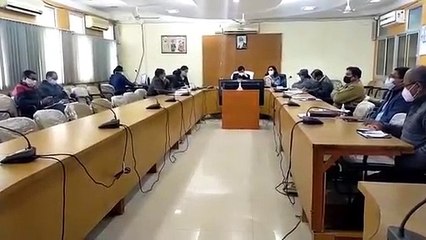 कोविड-19 को दृष्टिगत रखते हुए गणतंत्र दिवस को लेकर कलेक्टर ने बैठक ली