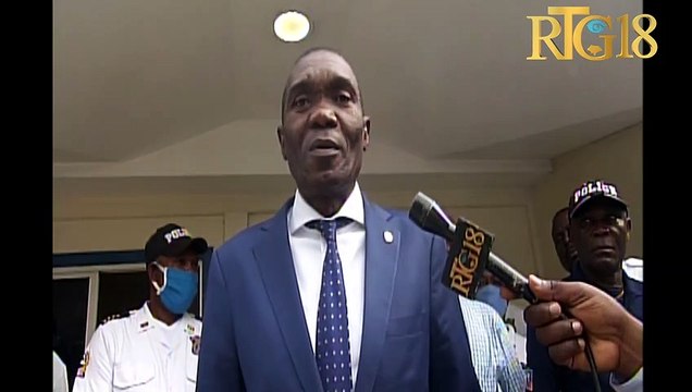 Prezidan Sena a Joseph Lambert fè apèl ak dyalòg ant tout aktè nan sosyete a pou jwenn yon solisyon