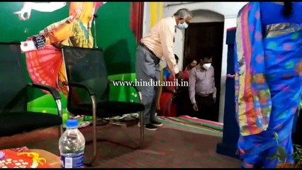 விலையில்லா மிதிவண்டி வழங்கினார் மீன் வளத்துறை அமைச்சர் டி ஜெயக்குமார் - இடம்: வெலிங்டன் சீமாட்டி மேல்நிலைப்பள்ளி, சென்னை