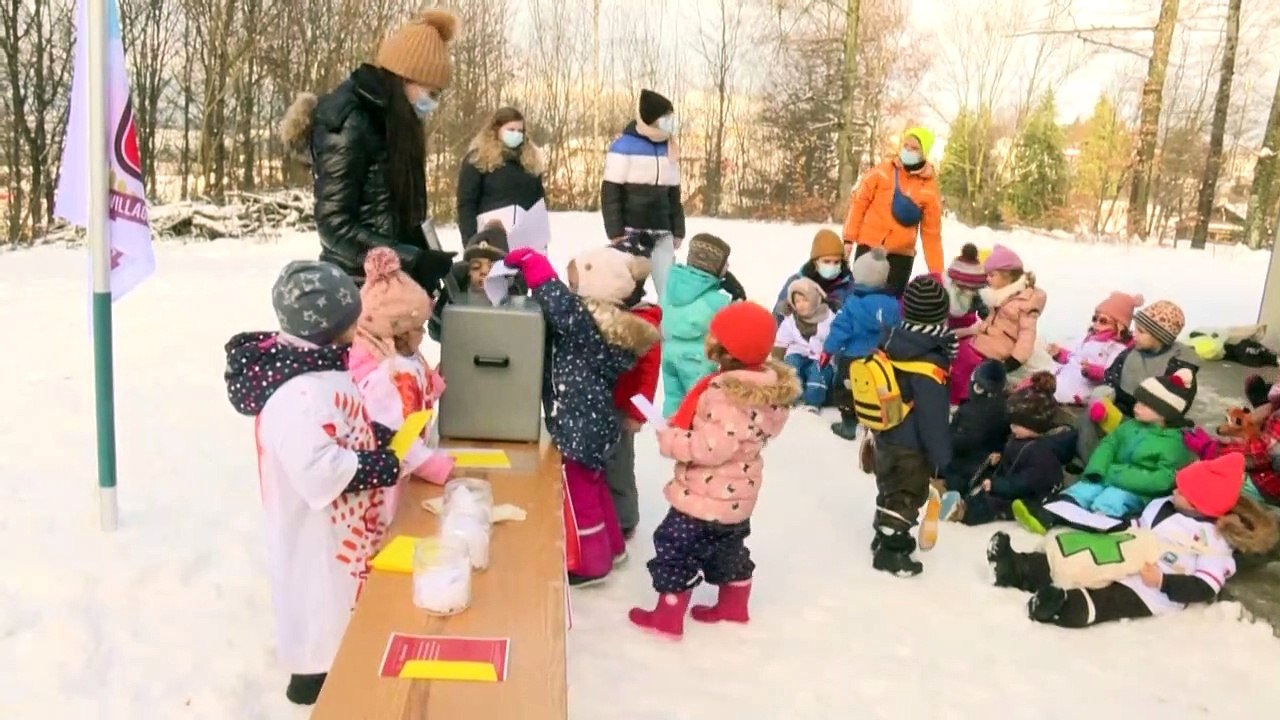 Demokratie: kinderspiel in der schweiz