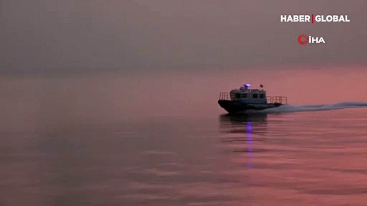 Deniz yüzeyinde donmuş halde bulundu!