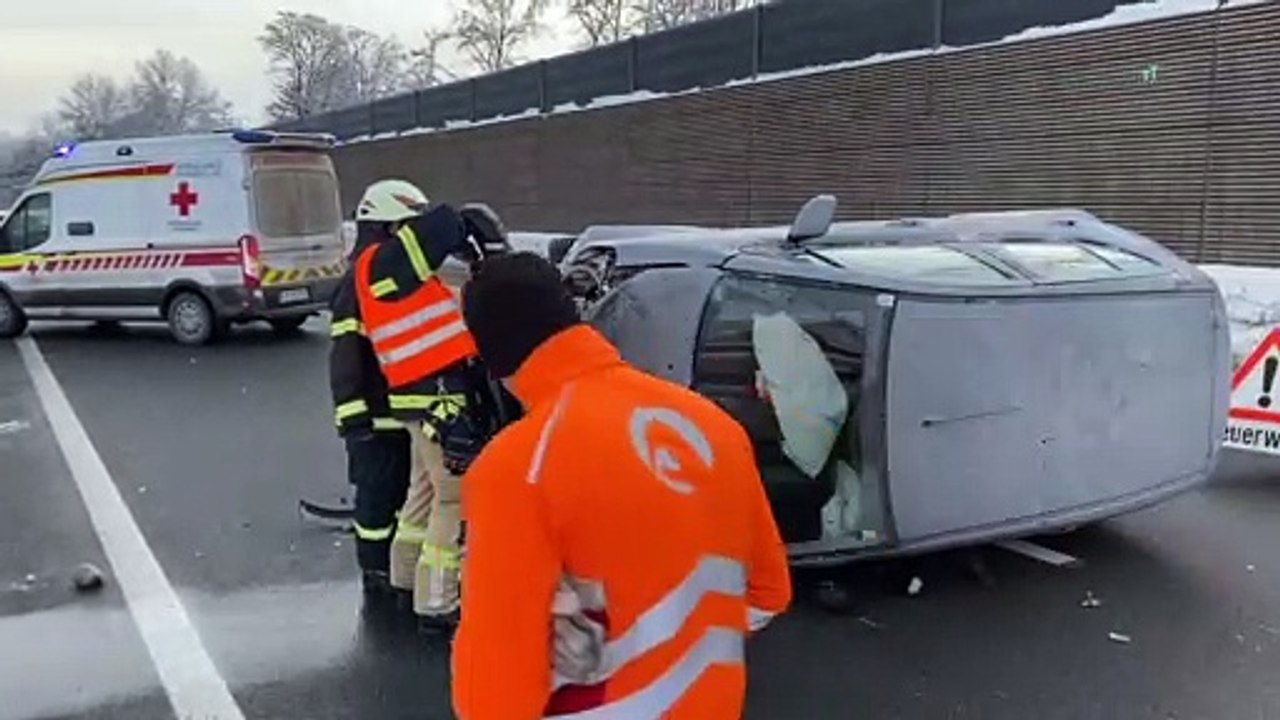 Schwerer Verkehrsunfall auf der Inntalautobahn bei Kramsach