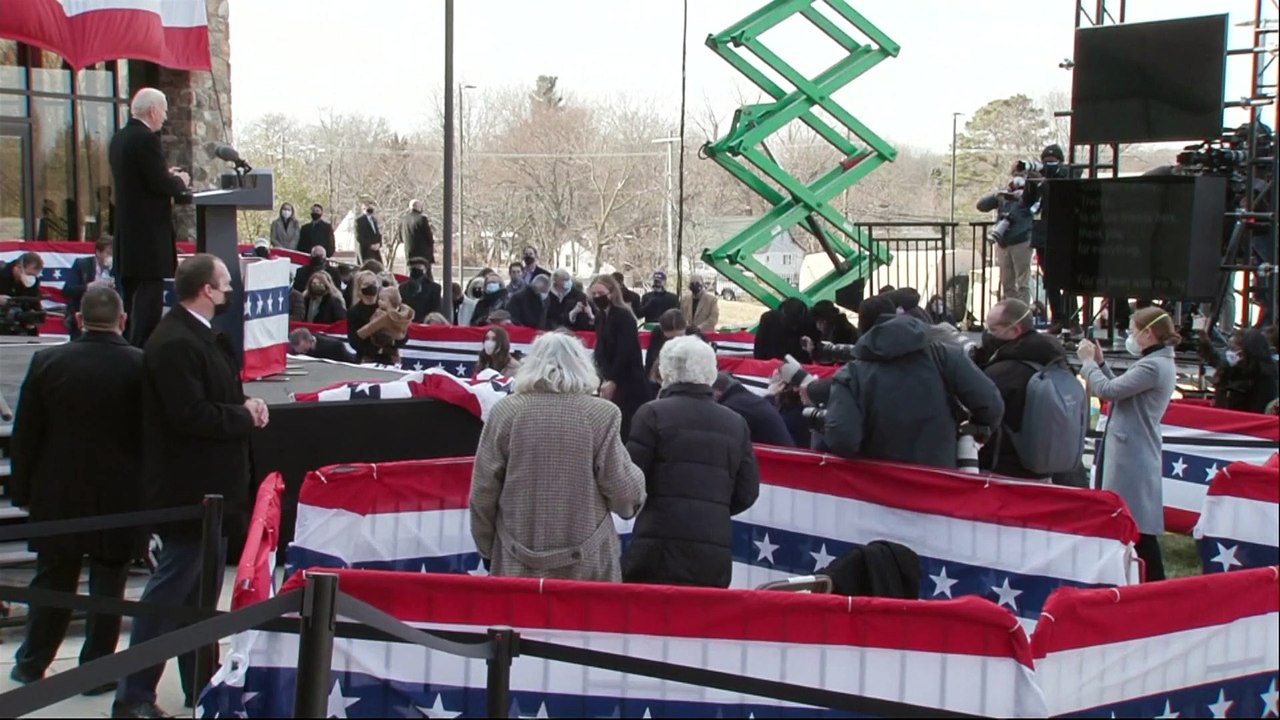 Biden in Washington: Trauer um 400.000 Corona-Opfer