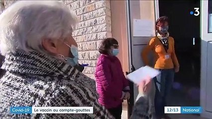 Coronavirus : les vaccins arrivent au compte-gouttes dans les centres submergés