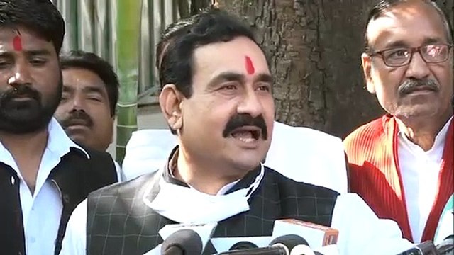 सोशल मीडिया पर गृहमंत्री नरोत्तम मिश्रा की फर्जी आईडी बनाई, अकाउंट से पोस्ट की शायरियां
