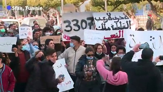 Tunisie: manifestations contre la pauvreté avant une nouvelle nuit de troubles