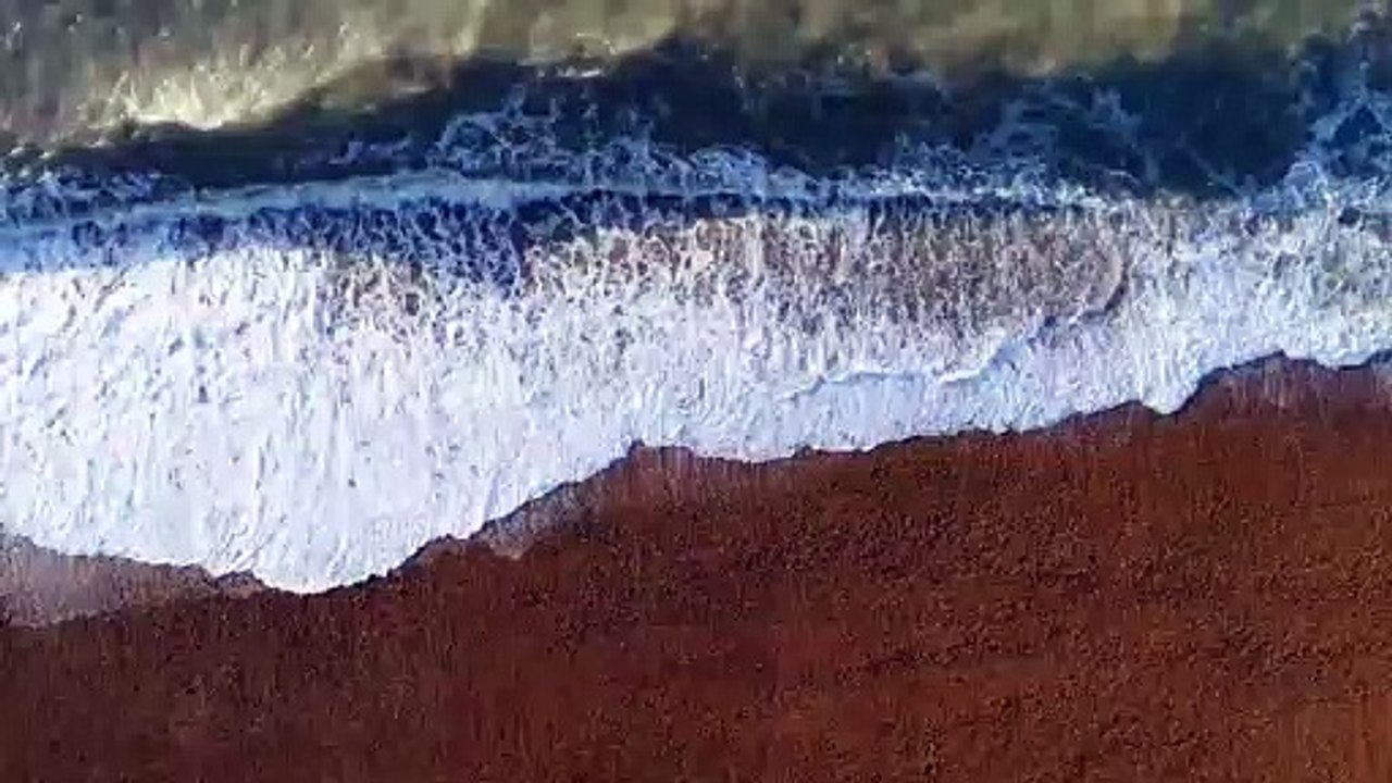 Waves Rushing - John Craven