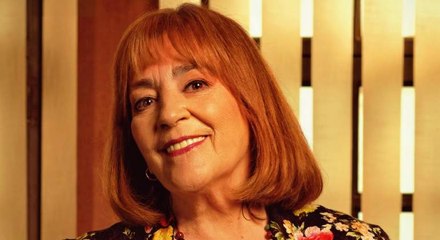 Entrevista a Carmen Maura y Mona Martínez por la serie 'Deudas'