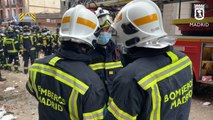 Cuerpos de emergencias trabajan en la zona de la explosión en Madrid
