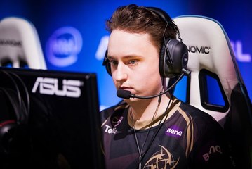 GeT_RiGhT... Doesn't Retire From CS:GO! | 1 Minute News