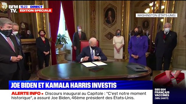 Joe Biden signe des premiers documents officiels en tant que président des États-Unis