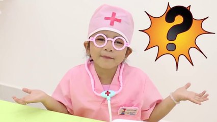 Suri & Annie Pretend Play Going to the Dentist
