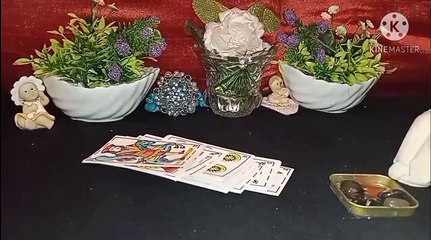 تاروت فال كارطة تاروت مغربي البنت البيضاء العزباء المتزوجة المطلقةوااااااو فال مدقق مطرطق #Tarot