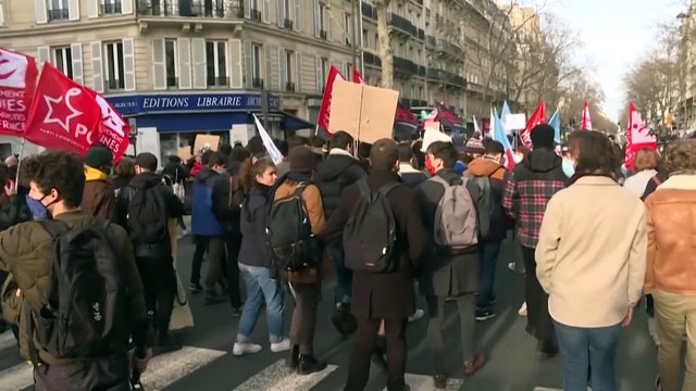 Riaprite le Università : il grido degli studenti francesi