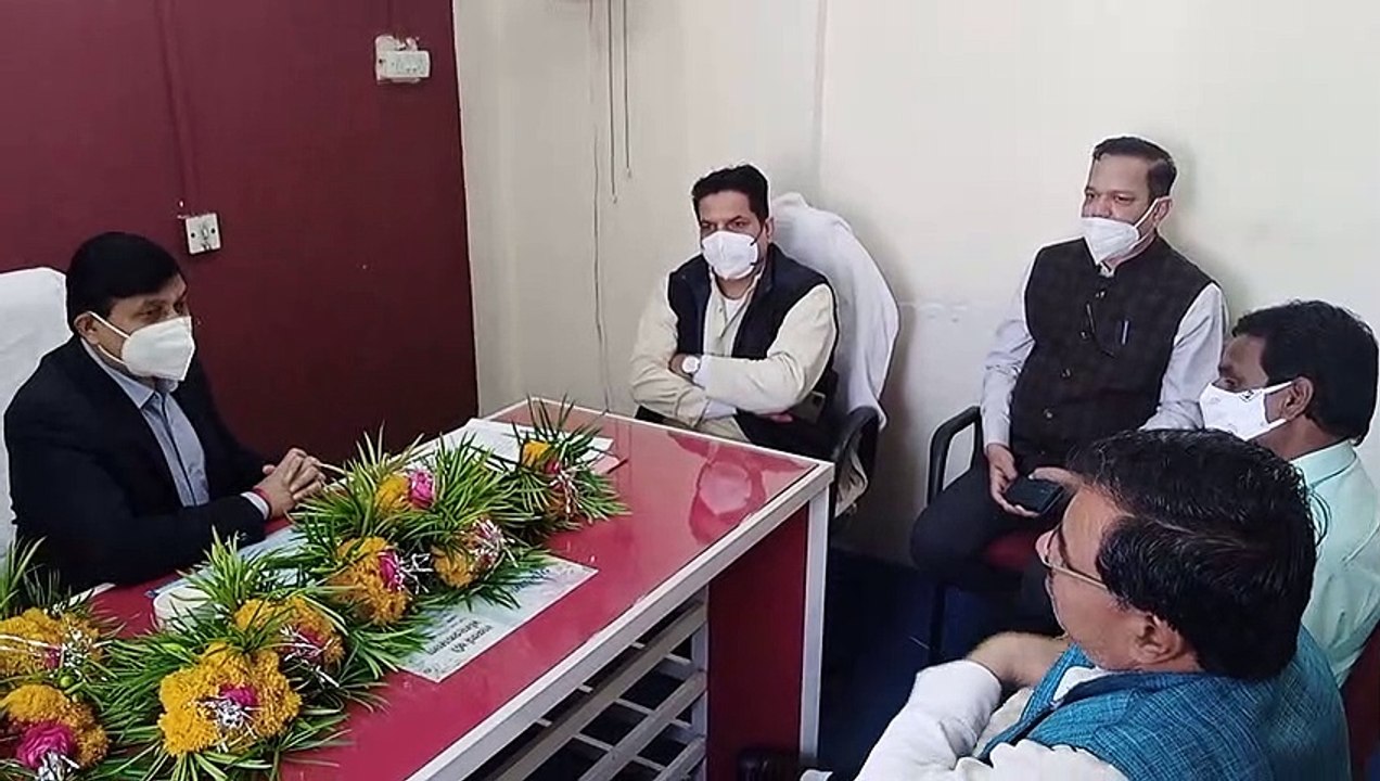 कलेक्टर दिनेश जैन ने संभाला नगर नगर पालिका प्रभार