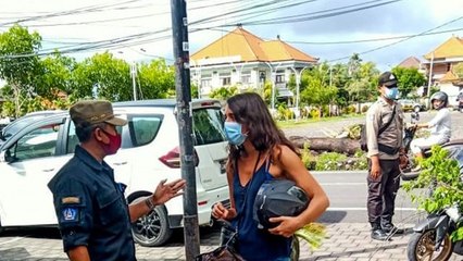 Si vous êtes supris sans masque à Bali, mieux vaut être en bonne condition physique...