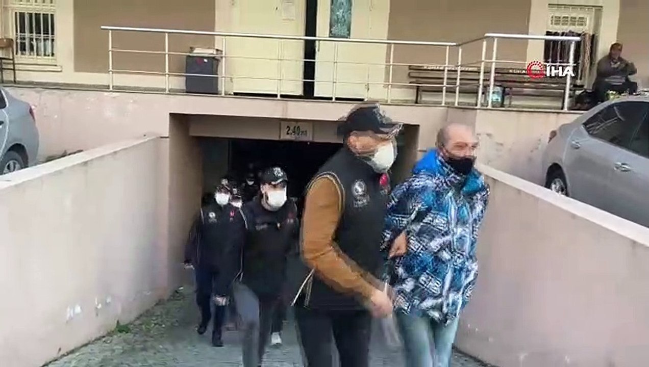 İzmir merkezli FETÖ operasyonda 25 tutuklama