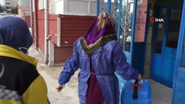 85 yaş üstü vatandaşlar evlerinde aşılanmaya başladı