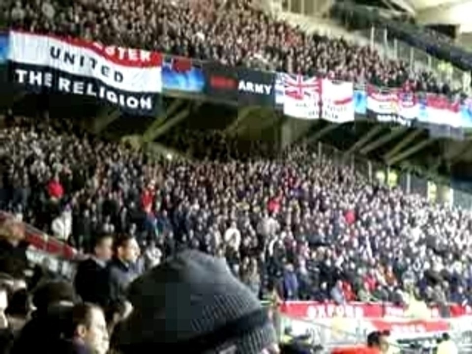 GLORY GLORY MAN UNITED AND THE RED GO MARCHING ON ON ON