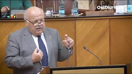 Andalucía admite que desperdició "un culillo" del 20% de los primeros lotes de vacunas de Pfizer