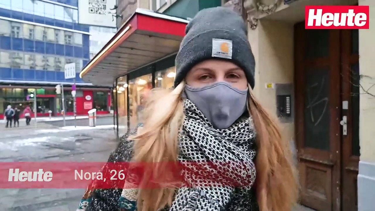 'Man kann schwer reden und atmen mit der Maske'