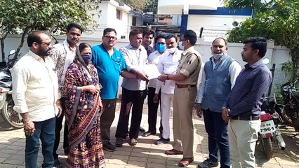 हाइवे में लगे पोस्टर को फाड़ने से भाजपाई नाराज, अराजक तत्वों के खिलाफ की कार्रवाई की मांग