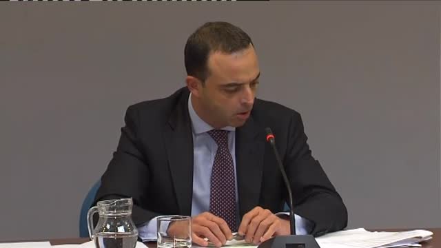 Sanidad asegura que Madrid tiene un stock de 30.000 dosis de vacunas