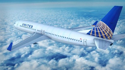 Скачать видео: How Jim Cramer Is Approaching Airline Stocks After United Earnings